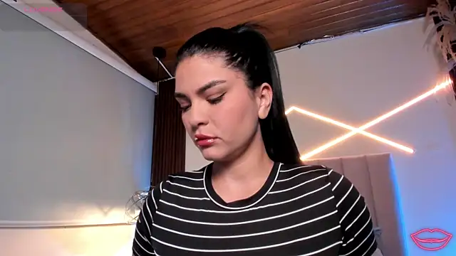 Veronicalanx1 online show from 02.17.26