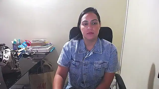 Snapshot of kendall_52 chatting on 01.11.25 kendall 52 online show from 01.11.25