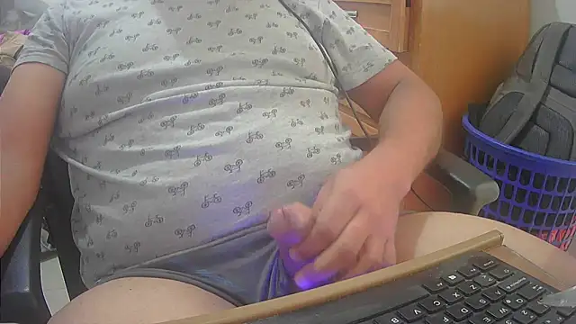 Snapshot of pmartemo chatting on 02.08.26 pmartemo online show from 02.08.26