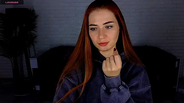 Adelyna Bird online show from 02.03.25