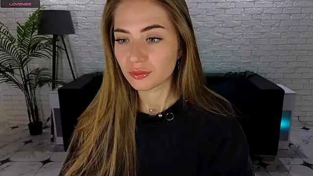 Adelyna Bird online show from 09.19.25