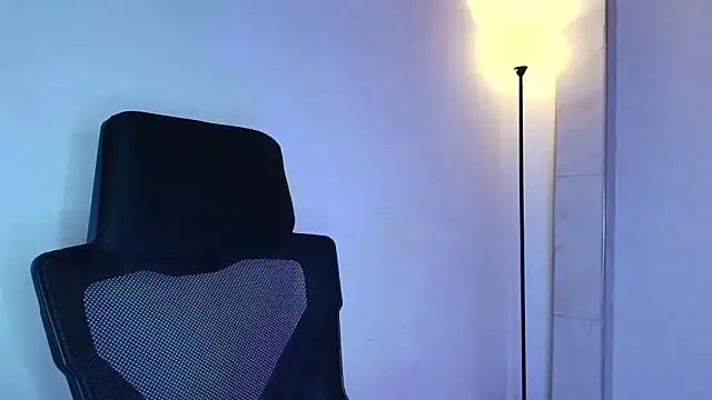 lisbet21x online show from 12.20.25