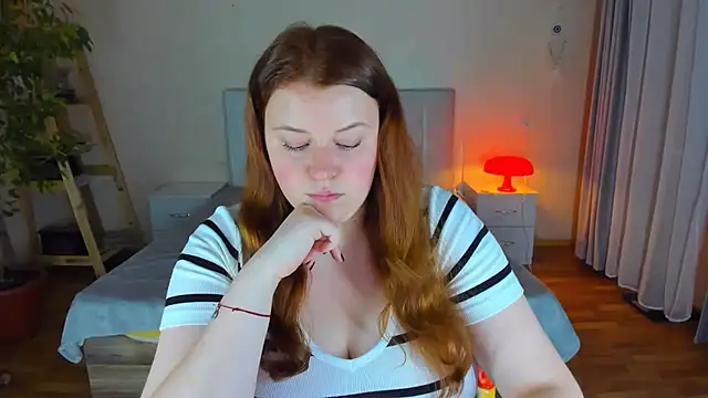 PolinaSalvatore online show from 09.10.25