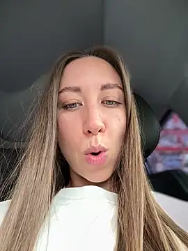 EvaCatt online show from 04.03.26