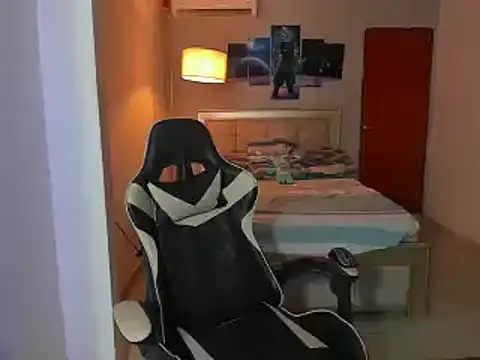 Snapshot of Jake_simons chatting on 12.16.24 Jake simons online show from 12.16.24