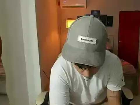 Snapshot of Jake_simons chatting on 03.09.25 Jake simons online show from 03.09.25