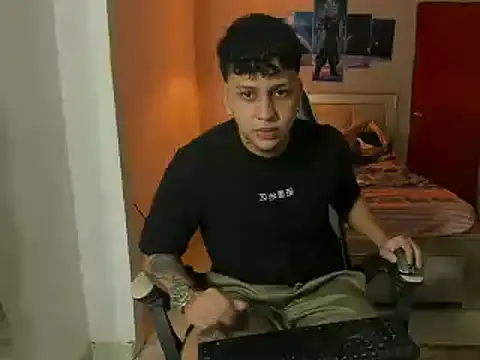 Snapshot of Jake_simons chatting on 03.22.25 Jake simons online show from 03.22.25