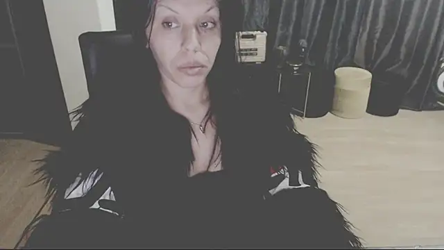 GoldenSasha online show from 12.01.25