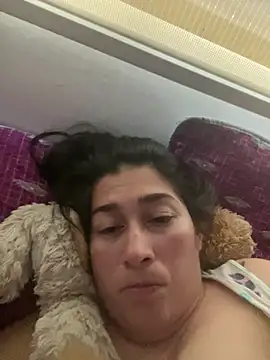 andreaisis2 online show from 02.16.25