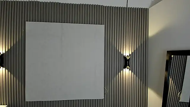 Snapshot of Zafiiraa chatting on 02.13.25 Zafiiraa online show from 02.13.25