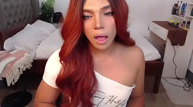 liaa lurrecams online show from 03.15.25