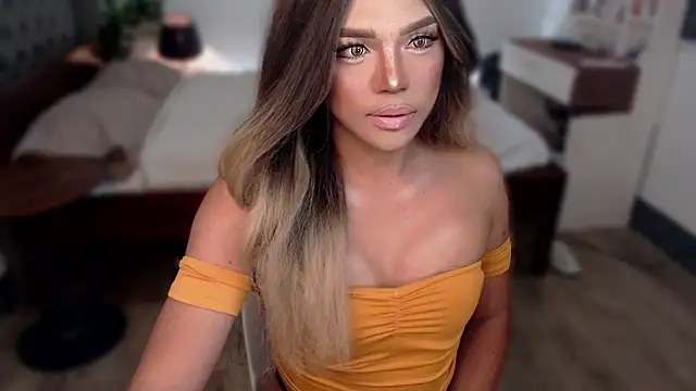 liaa lurrecams online show from 04.24.26