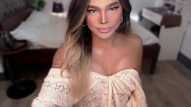 liaa lurrecams online show from 06.13.26
