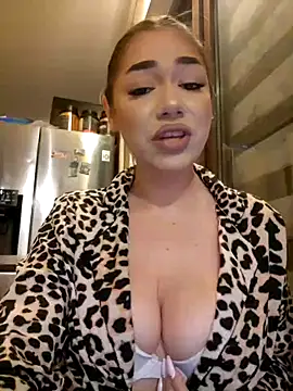 Snapshot of Ella_sweety chatting on 01.18.25 Ella sweety online show from 01.18.25