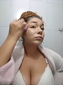 Snapshot of Ella_sweety chatting on 10.05.25 Ella sweety online show from 10.05.25