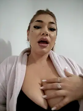 Snapshot of Ella_sweety chatting on 11.28.25 Ella sweety online show from 11.28.25