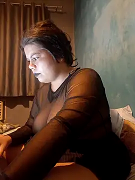 niCuNin online show from 10.13.25