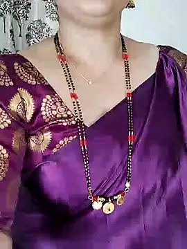 Snapshot of Indian_desi_wife chatting on 03.23.26 Indian desi wife online show from 03.23.26