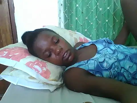 sweetchic  online show from 12.21.25