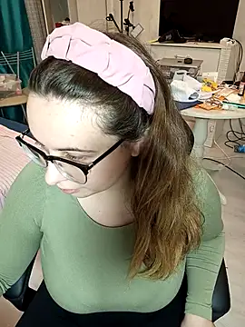 DienkaGreen online show from 11.08.25