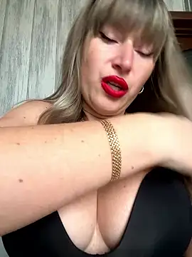 Kittenforyou online show from 01.14.26