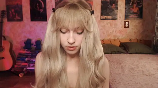 Friendly Ellie online show from 03.14.25