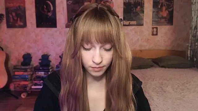 Friendly Ellie online show from 04.15.26