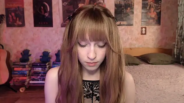 Friendly Ellie online show from 04.22.26