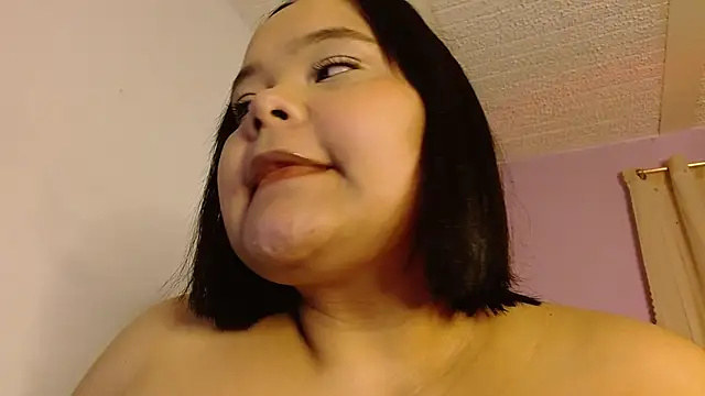 Snapshot of sexychubby___ chatting on 06.14.26 sexychubby online show from 06.14.26