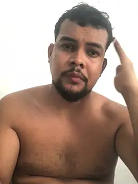 Snapshot of ElsecretodeBruno chatting on 06.02.26 ElsecretodeBruno online show from 06.02.26