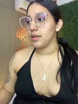 Amandanauty online show from 12.16.24