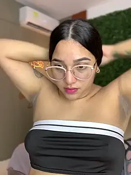 Amandanauty online show from 01.16.25