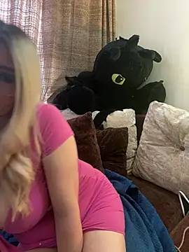 Snapshot of salomesweet13 chatting on 03.12.25 salomesweet13 online show from 03.12.25