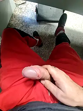 Snapshot of 987654Alf chatting on 01.22.25 987654Alf online show from 01.22.25