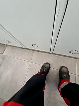 Snapshot of 987654Alf chatting on 09.12.25 987654Alf online show from 09.12.25