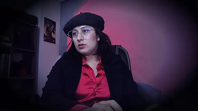 Snapshot of Scarlett_Sen chatting on 06.10.26 Scarlett Sen online show from 06.10.26
