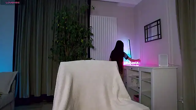 Your Nicolett online show from 12.04.24