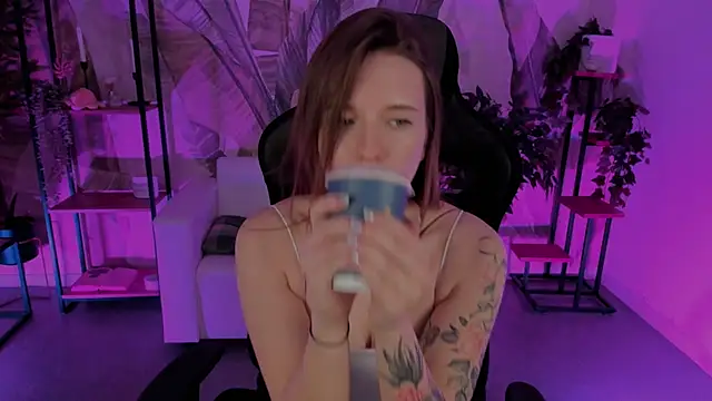 JennyDens online show from 02.13.25