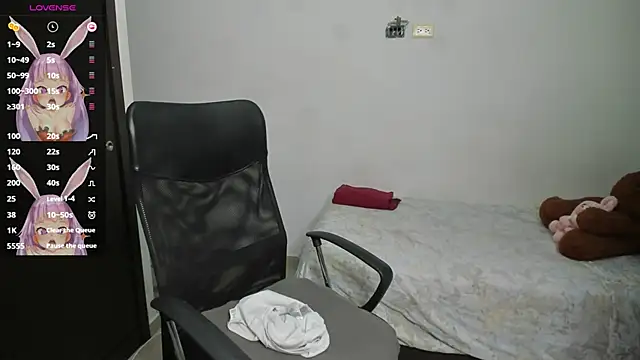 evelyx69x online show from 12.21.24