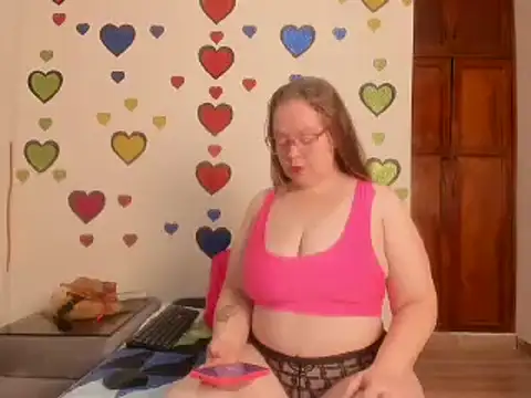 Snapshot of BarbaraFight chatting on 02.07.25 BarbaraFight online show from 02.07.25