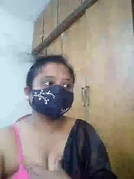 Snapshot of sexynayan23 chatting on 05.05.26 sexynayan23 online show from 05.05.26