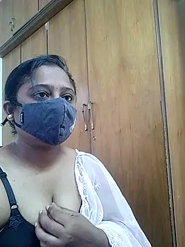 sexynayan23 online show from 06.24.26