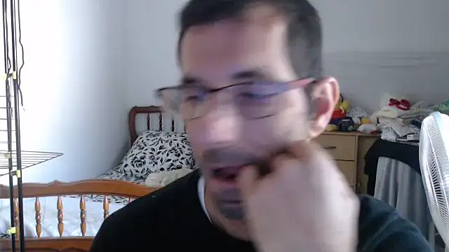 steph19x5 online show from 09.30.25