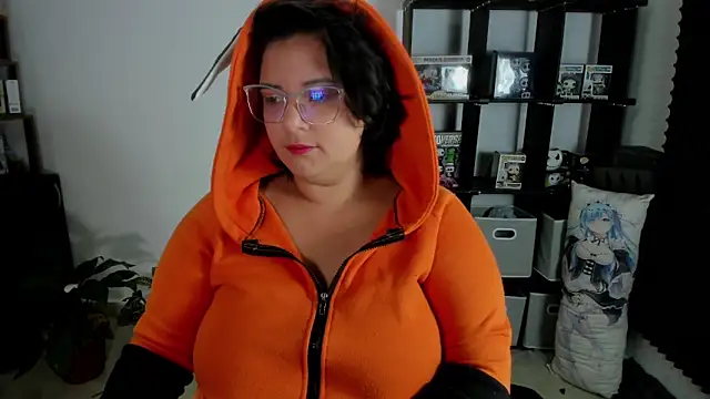 aika-dreams online show from 12.16.24