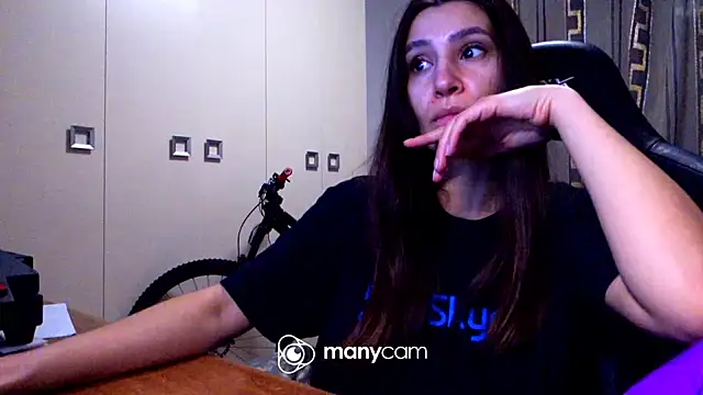 Snapshot of GodlyTheia chatting on 01.24.25 GodlyTheia online show from 01.24.25