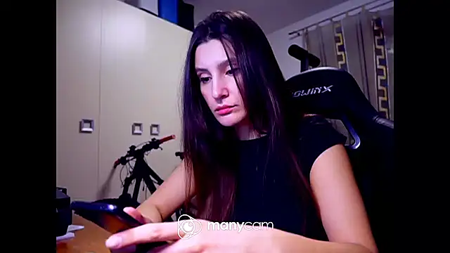 Snapshot of GodlyTheia chatting on 01.30.25 GodlyTheia online show from 01.30.25