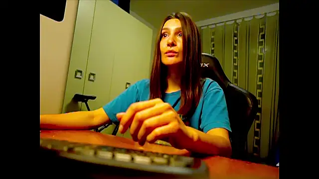 Snapshot of GodlyTheia chatting on 04.15.26 GodlyTheia online show from 04.15.26