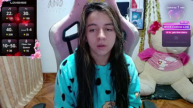 Maggie Fox3 online show from 01.03.25