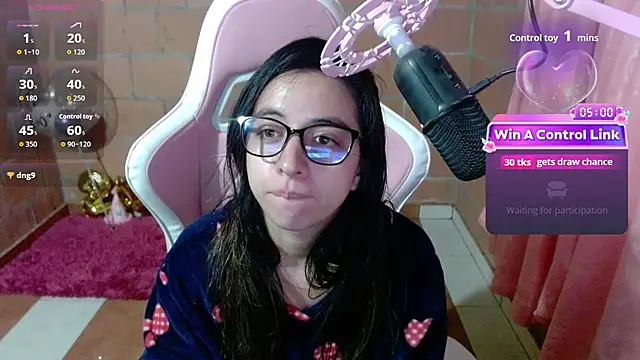 Snapshot of Maggie_Fox3 chatting on 07.03.26 Maggie Fox3 online show from 07.03.26