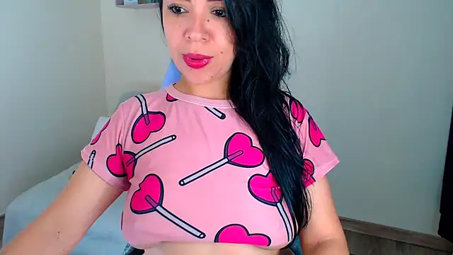 Snapshot of LATINGODDESS_X chatting on 03.25.26 LATINGODDESS X online show from 03.25.26
